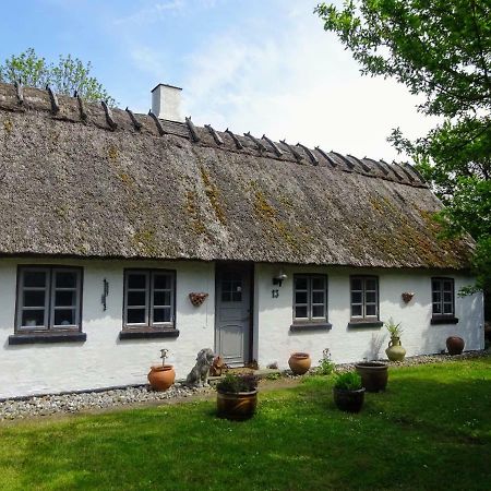 Villa Feriehus Strataekt Bindingsvaerksidyl Maribo Exterior foto